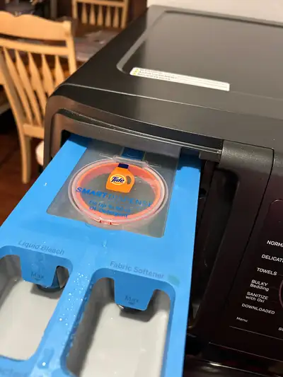 Washer dryer 2 in one General Electric new 6 months, View more