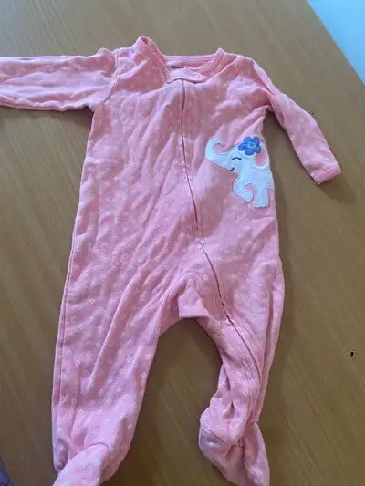 Lot de vêtements pour bébé fille G 6 mois , View more