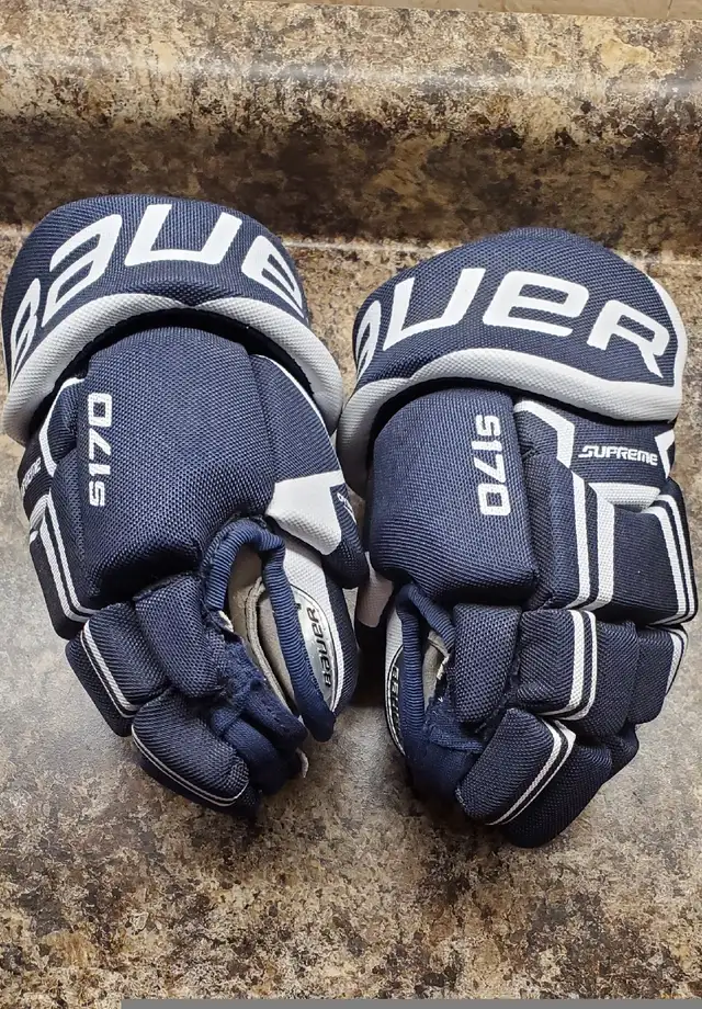 New 8"  Youth BAUER  SUPREME Hockey Gloves  $55 in Toys & Games in Barrie - Image 3