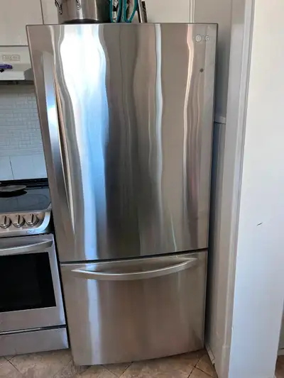 Réfrigérateur LG, View more