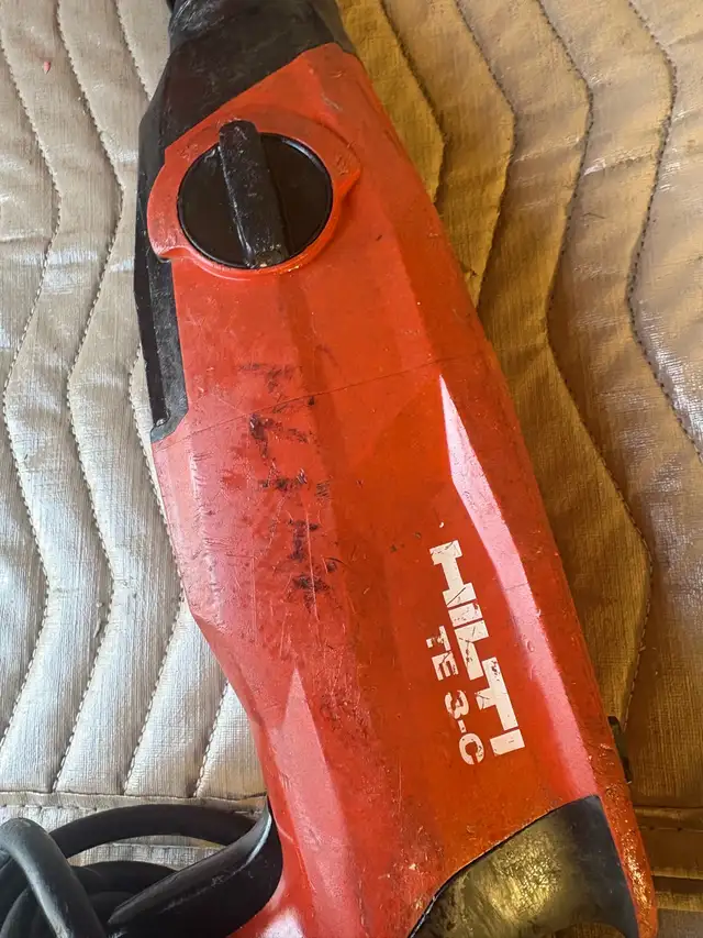 Hilti TE 3-C Drill in Power Tools in City of Toronto - Image 3