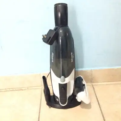 Shark Pet Perfect II cordless hand vacuum SV780, View more