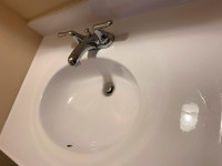 21x31 vanity top/sink with faucet