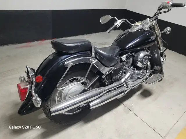 2001 Yamaha V-Star Classic for Sale in Street, Cruisers & Choppers in City of Toronto - Image 4