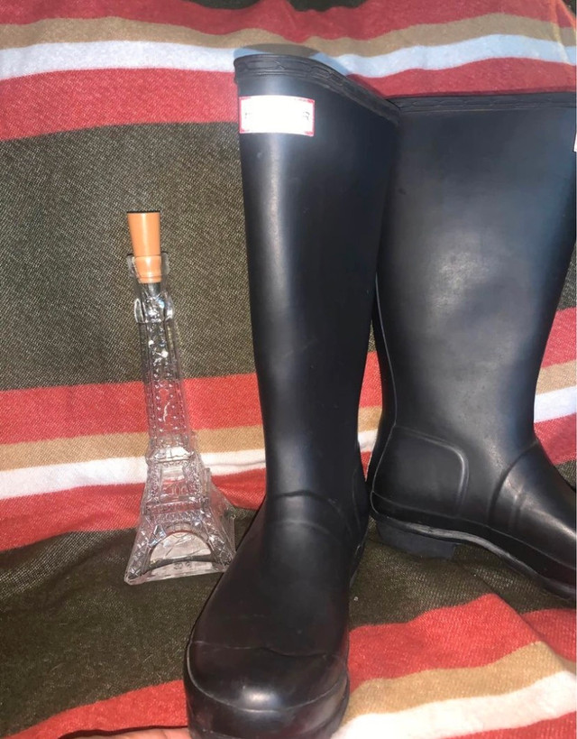 Black Hunter boots size 5 in Women's - Shoes in Trenton - Image 4