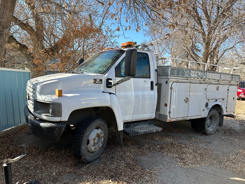 2004 gmc c4500 Heavy Trucks Medicine Hat Kijiji