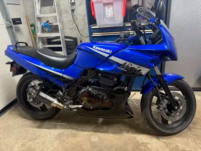 2005 Kawasaki Ninja 500R - Famous bullet proof, low maintenance engine in mint condition - Bike is i...