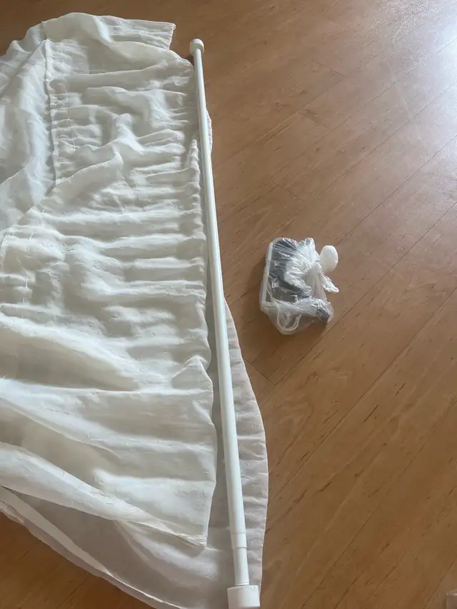  Curtain Rod and Curtain63735875826563122