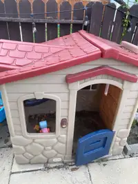 Kids playhouse