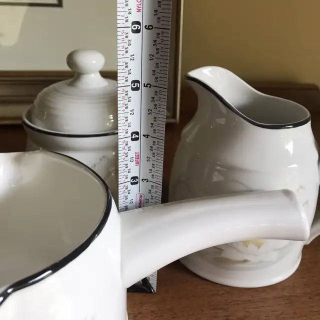 $Ad Royal Doulton Hampstead Water Lily Gravy Cream & Sugar Bowl in Kitchen & Dining Wares in Ottawa - Image 10