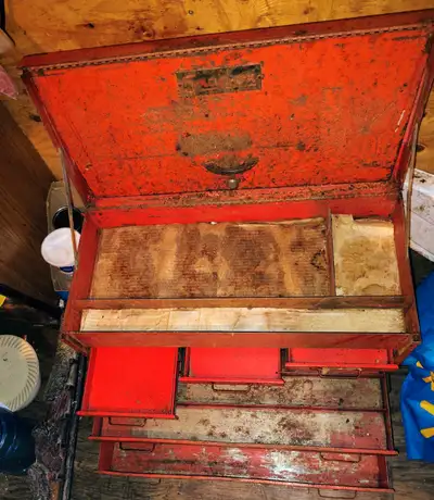 Snap-On 1960's vintage tool box, View more