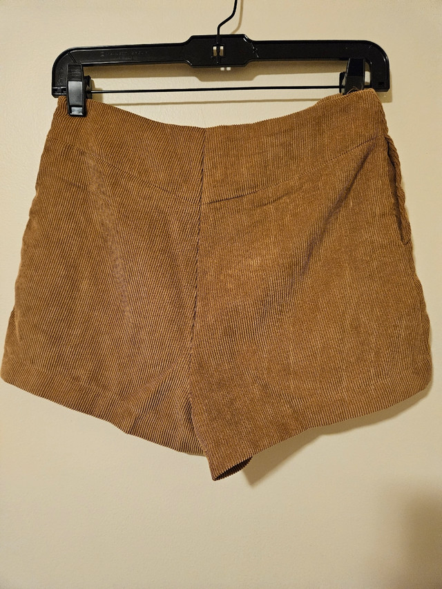 Corduroy shorts in Women's - Bottoms in St. Albert - Image 2