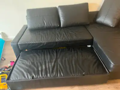 Sectional couch with storage