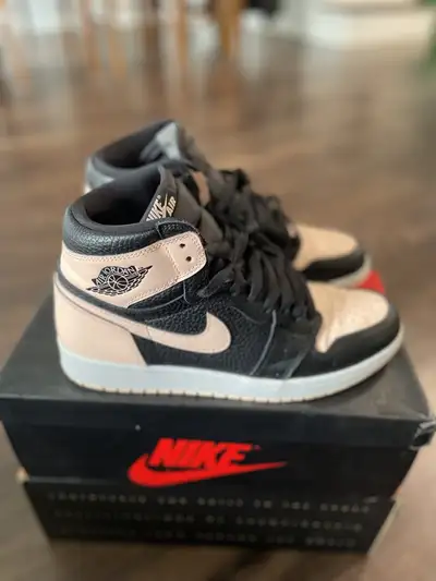 Jordan 1 Crimson Tint Size 10, View more