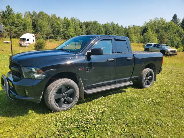 2022 Ram 1500 For sale in Cars & Trucks in Oakville / Halton Region - Image 3
