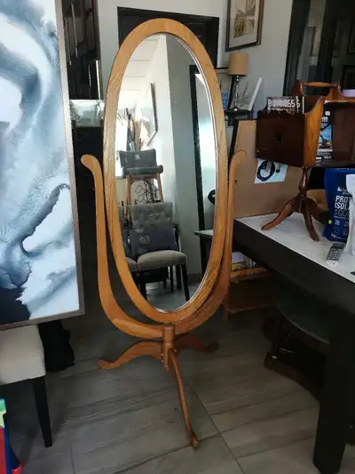 amish antique oval pedestal cheval standing mirror solid wood immaculated no scratch or any wear and...