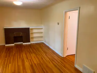 Available Now Excellent location in the mature neighbourhood of King Edward Park. Within walking dis...