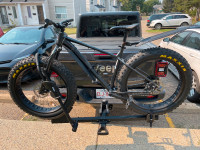 Rocky Mountain Blizzard 10 Fat Bike and Thule Hitch Mount