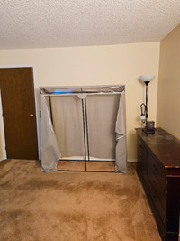 Main bedroom for rent with lake access close to Fish Creek