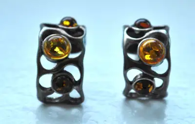 AMBER EARRINGS - Genuine 3 coloured Baltic amber with inclusions - Stamped 925 silver - Polish upon...