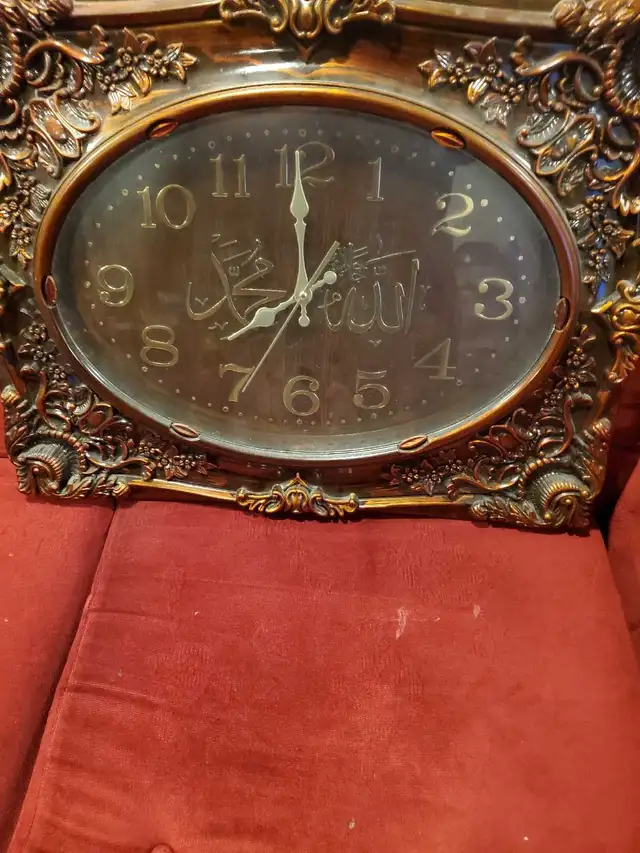 wall clock in Home Décor & Accents in Ottawa - Image 4