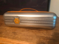 Veuve Cliquot silver champagne bottle carrying case picnic