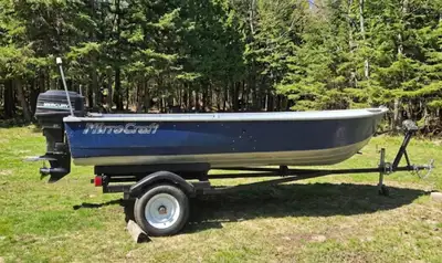 2011 Mirrocraft 14' Utility Boat, 1992 Mercury 20hp short shaft motor that is in excellent running c...