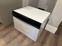 BRAND NEW NEVER INSTALLED COMFEE’ Countertop Dishwasher