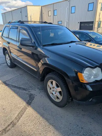2000 obo as-is Runs great 4x4 is great in the winter, not exactly sure what needs repair, great car...