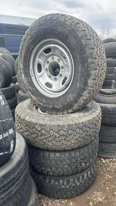 GENERAL GRABBER AT2 + FALKEN LT265/70 R17 121/118Q M+S LOAD RANGE E with central cups avaliable extr...