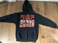 Lot de deux hoodies Stranger Things 