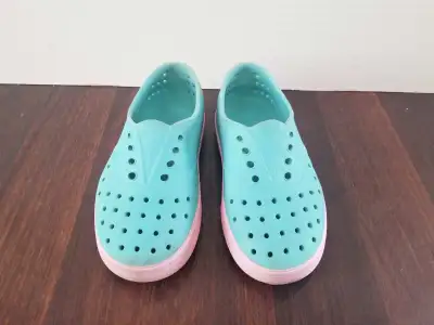 Native shoes kid size 13, View more