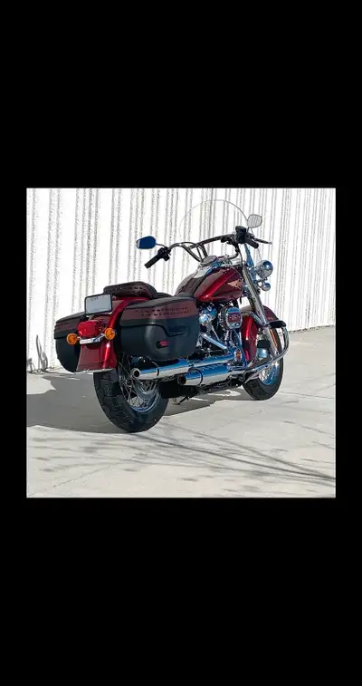 120th Anniversary limited edition. Number 210 of 2000 produced worldwide. Harley’s most comfortable...