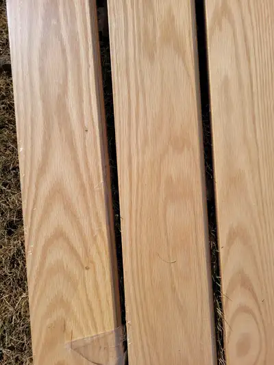 Solid Prefinished Oak Natural Semi-Gloss Hardwood - 2.5 W Multi-length-around 79sqft&5+Stair nosing...