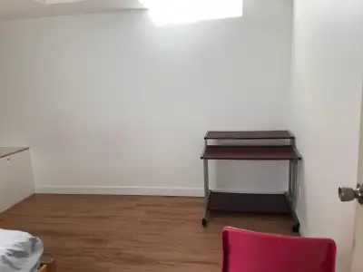 Room for Rent – Available September 1st – Near University. 14th St E $600 A clean and quiet room is...