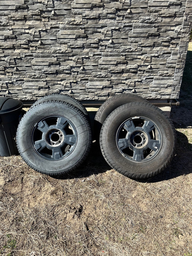 Winter tires  in Tires & Rims in North Bay