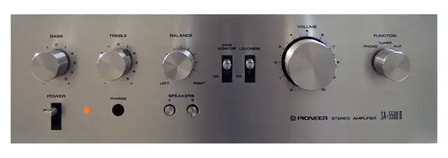 Pioneer SA-5500 II Vintage Stereo Integrated Amplifier for sale in Stereo Systems & Home Theatre in Markham / York Region - Image 3