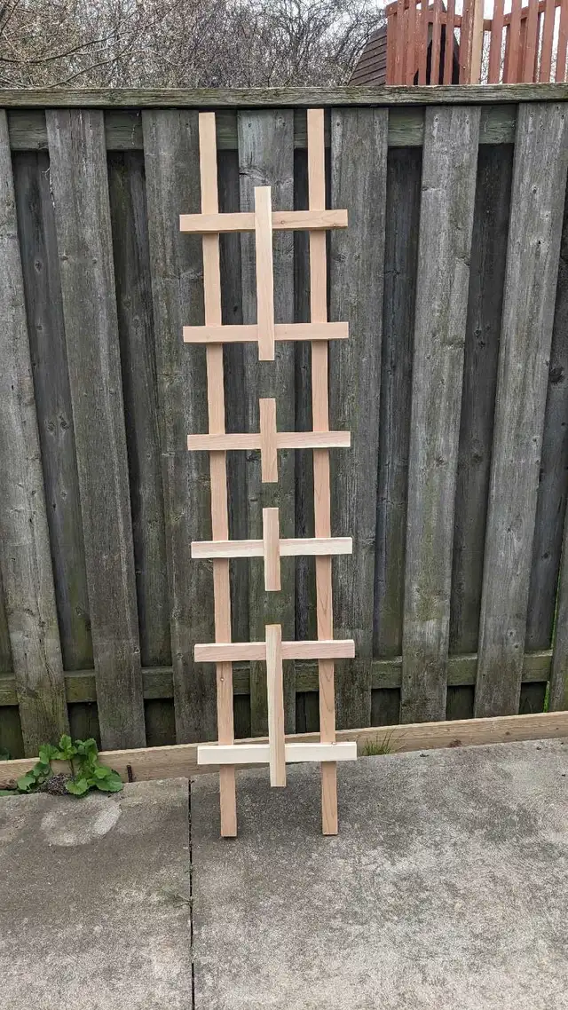 New Cedar Trellises in Outdoor Décor in Hamilton - Image 2