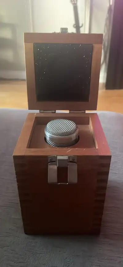 Shure KSM 353 Ribbon Mic made in USA, View more