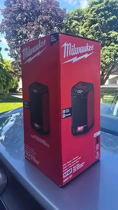 Milwaukee Radio, View more