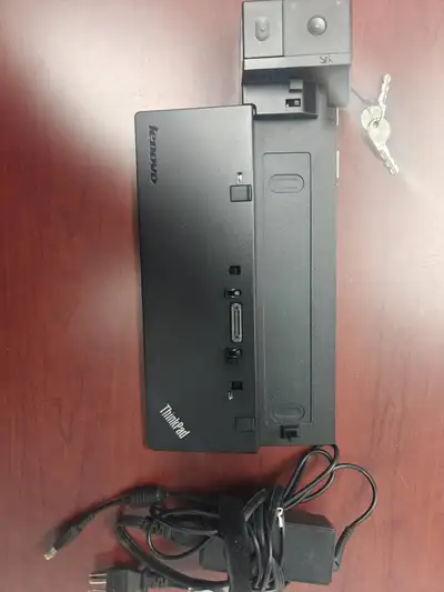 Lenovo Thinkpad laptop docking station 40A2, View more