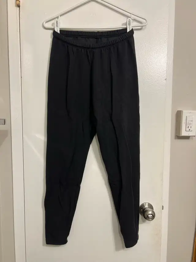 Aerie Sweatpants (XS) in Women's - Bottoms in City of Toronto - Image 2