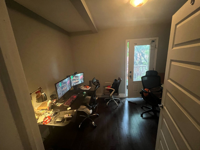 2 Rooms Available in a 3-Bedroom Apartment Downtowm dans Chambres à louer et colocs  à Ville de Montréal - Image 3