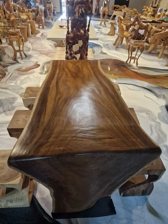 Live-Edge Dining Table✨️ in Dining Tables & Sets in Edmonton - Image 4
