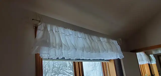 Vintage 6 sheer valances in white Tergal fabric  
Sheer Valence Curtains63234962633601122