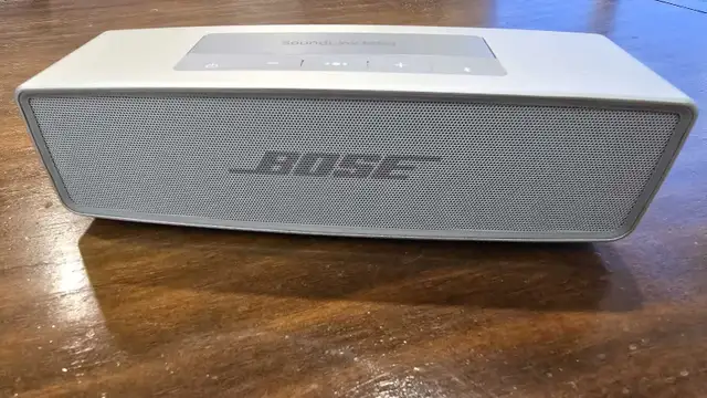 Bose SoundLink Mini II - $120 in Speakers in Burnaby/New Westminster - Image 5