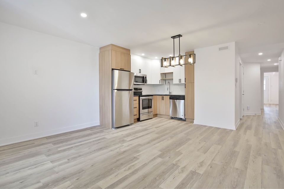CESSION DE BAIL – Beau 4 ½ rénové, lumineux et calme – Hochelaga — photo 2