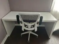 IKEA Desk and Felix King OFFICE Chair Set