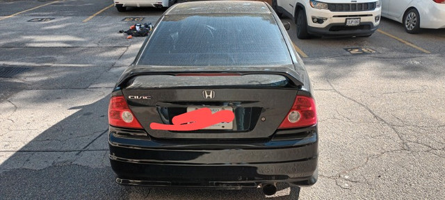 2005 Honda civic DX 5-speed, Black in Cars & Trucks in City of Toronto - Image 3