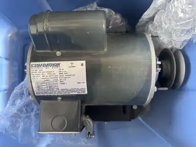 Marathon fan and blower motor Model # DSN 56C17D5316F P This is a 1-1/2 horsepower, single-phase mot...